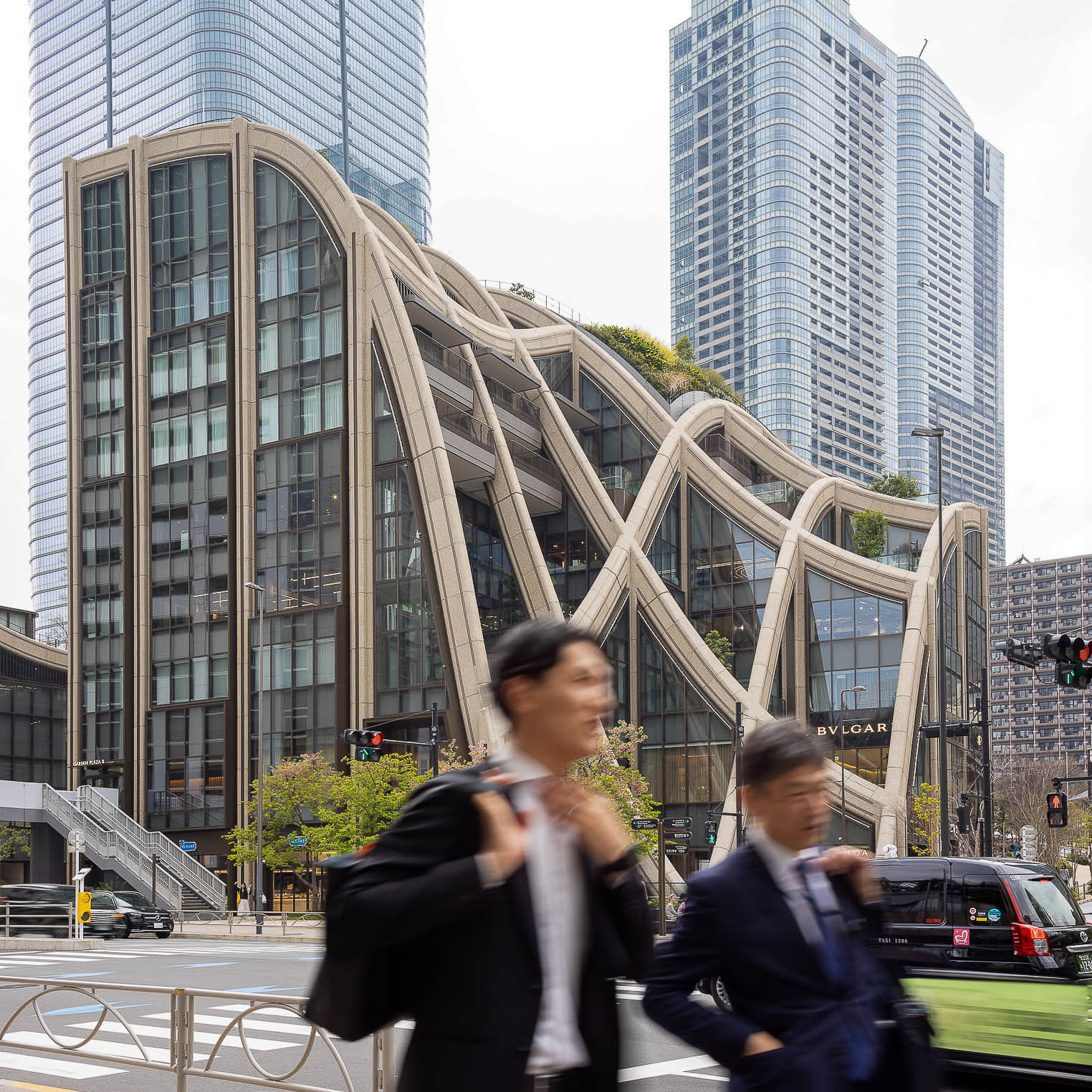 Azabudai Hills Heatherwick 4 square
